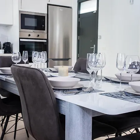 3-bed In Playa Blanca By Retreat Villas *